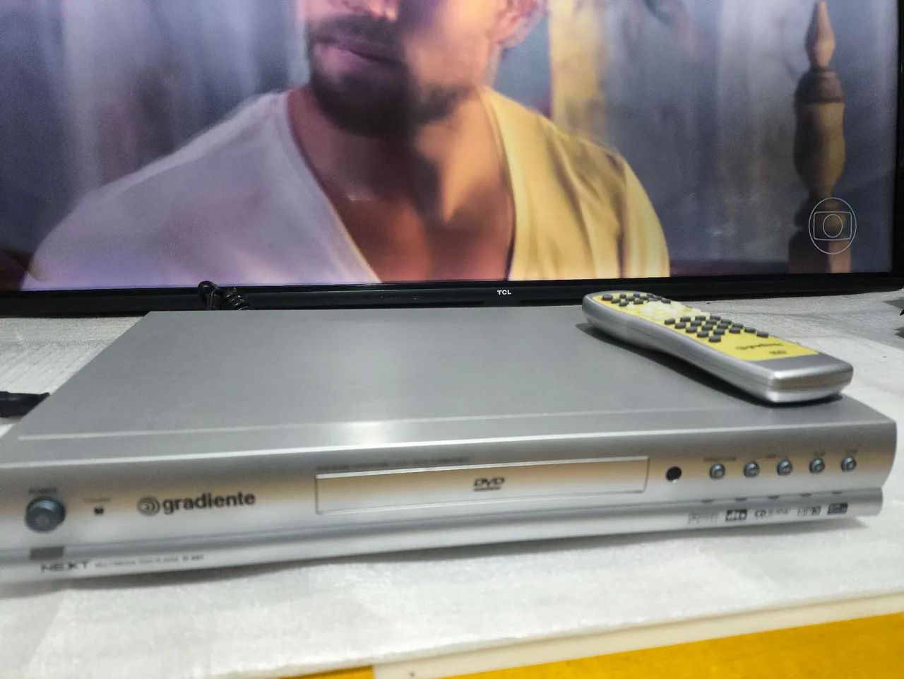 Multimídia DVD PLAYER D-201 Gradiente funcionando perfeitamente com remoto - Foto 2