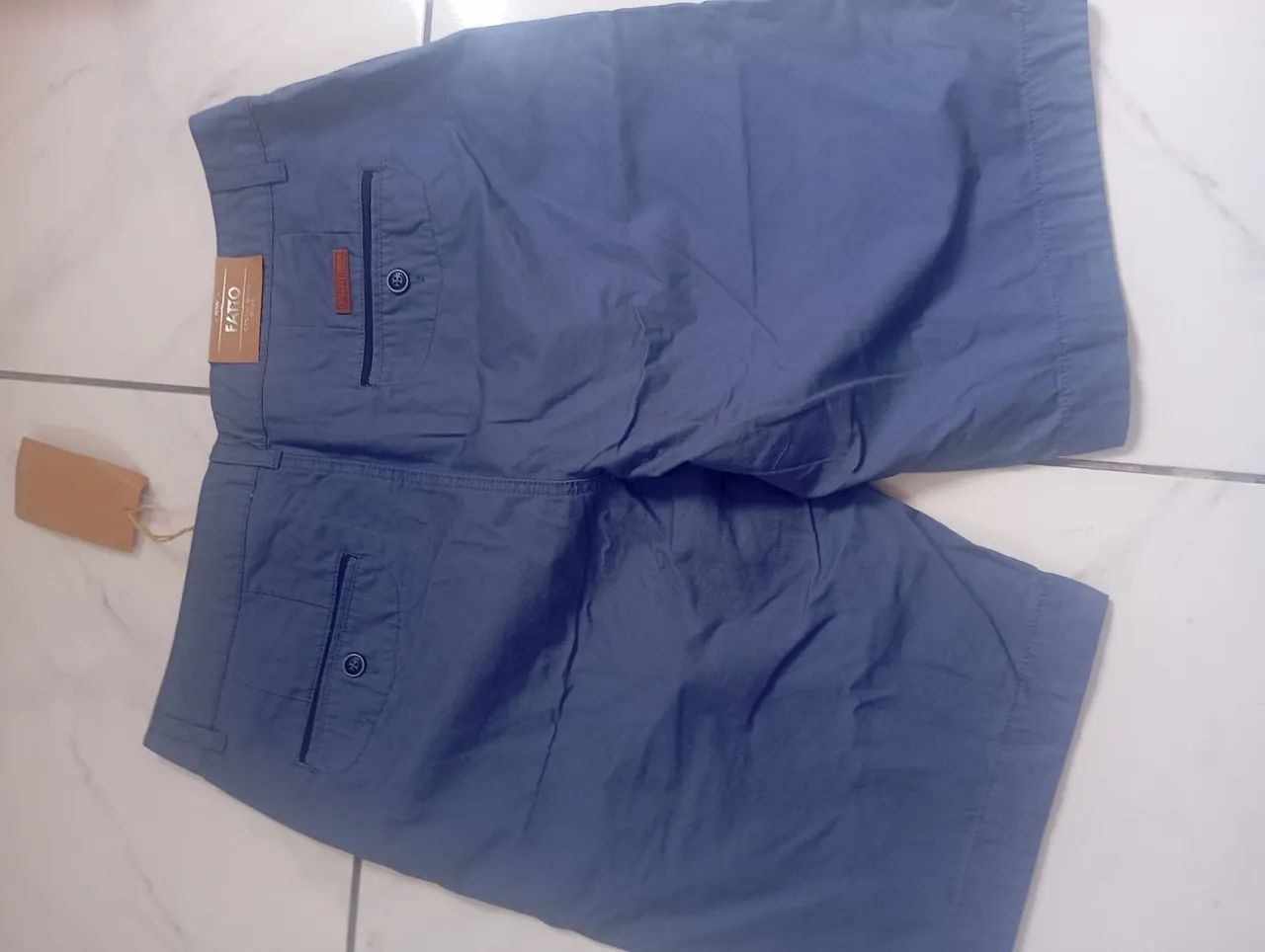 Bermuda sarja  - Foto 2