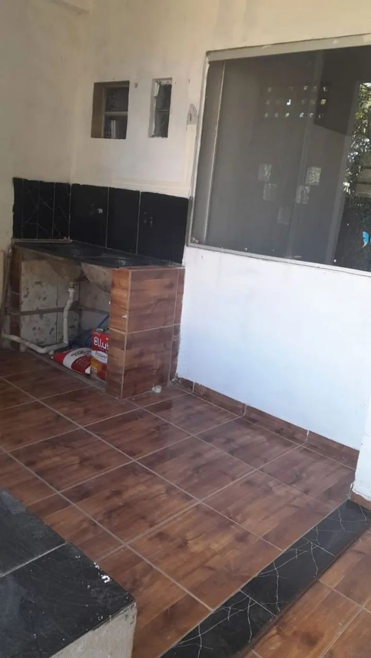 Alugo KITNET em Laranjeiras 