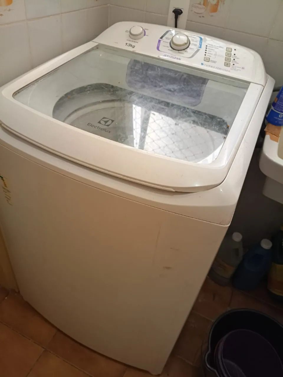 MÁQUINA DE LAVAR ROUPAS