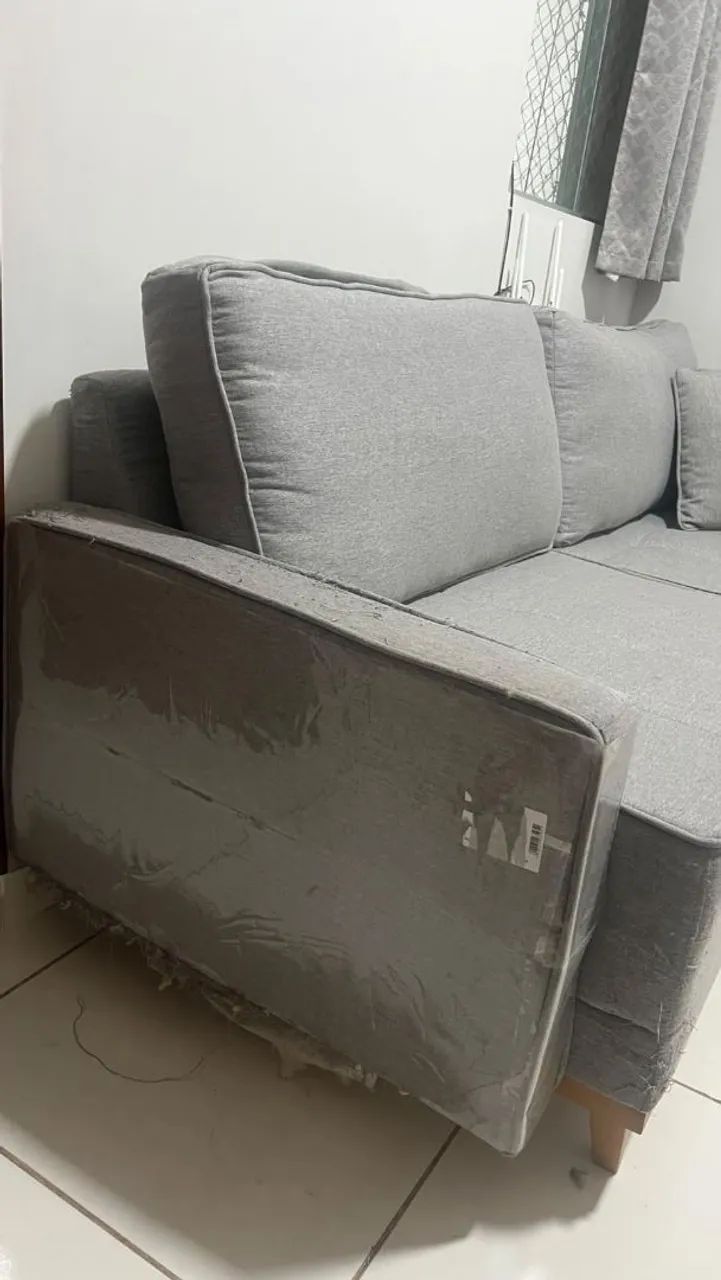 VENDO SOFÁ 4 LUGARES - Foto 4