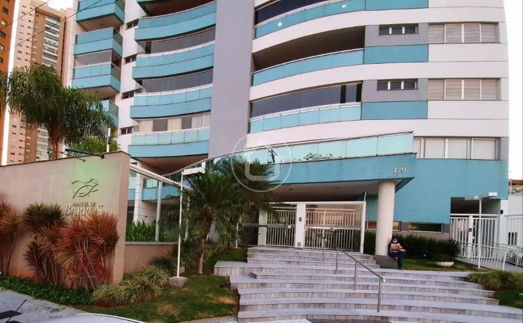 MANOEL DE BARROS