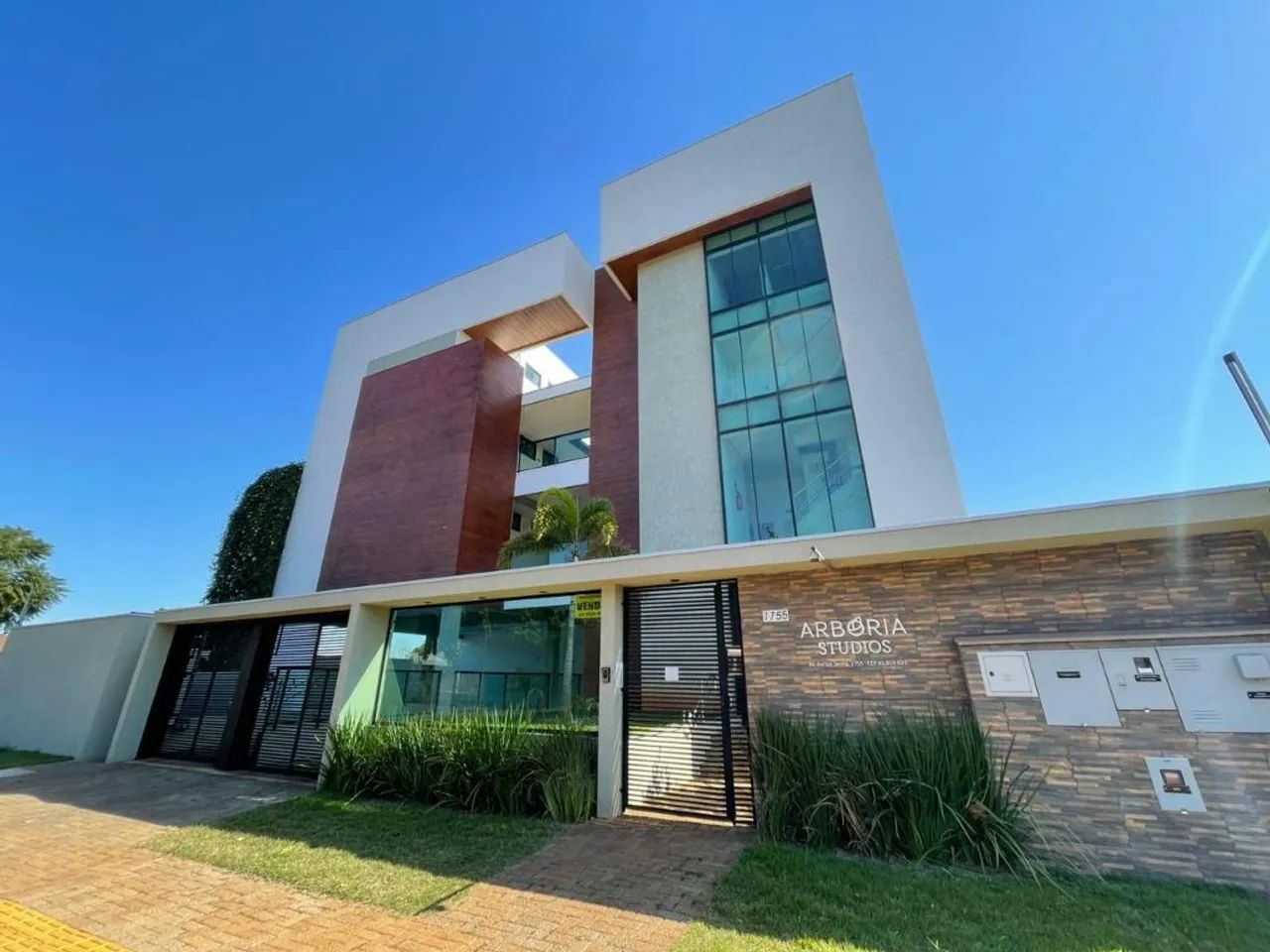 Excelente apartamento duplex no Arboria Studios & Residence.