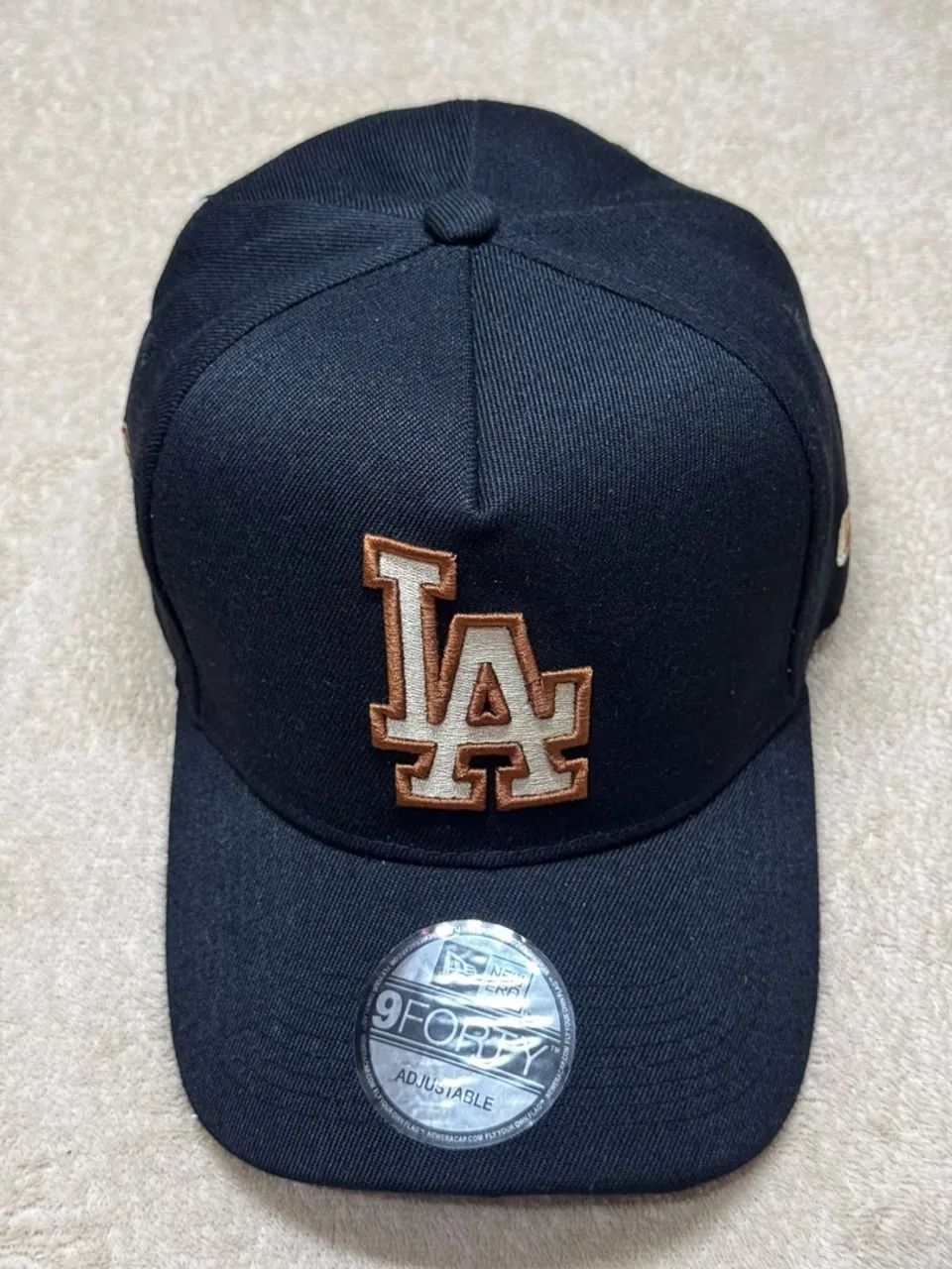 Boné new era LA.