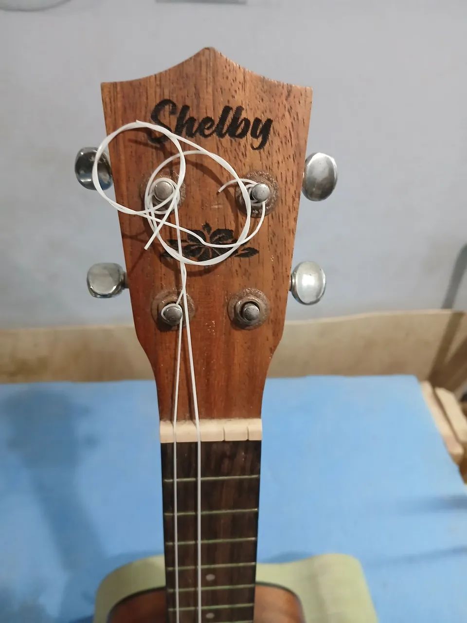 Ukulele Shelby - Foto 3