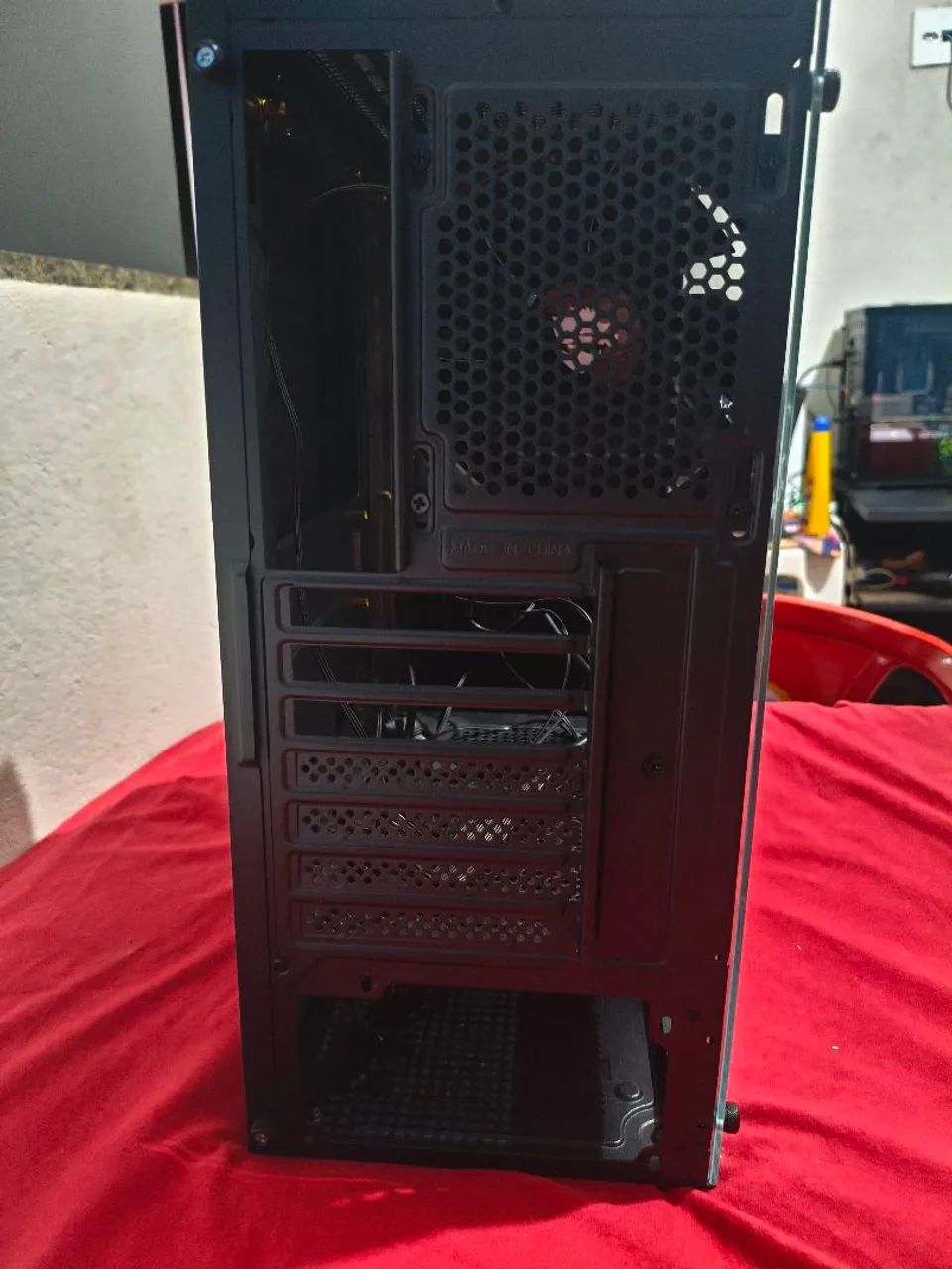 Gabinete ninja eraser rgb