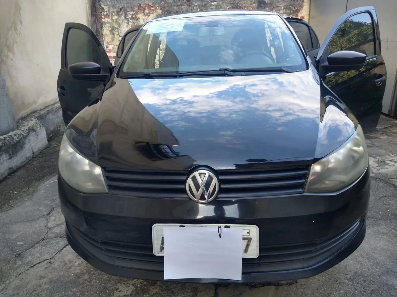 Volkswagen Voyage 2014