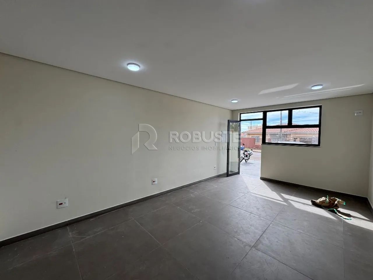 Sala Comercial para Alugar no Jardim Paraíso em Botucatu - Foto 3