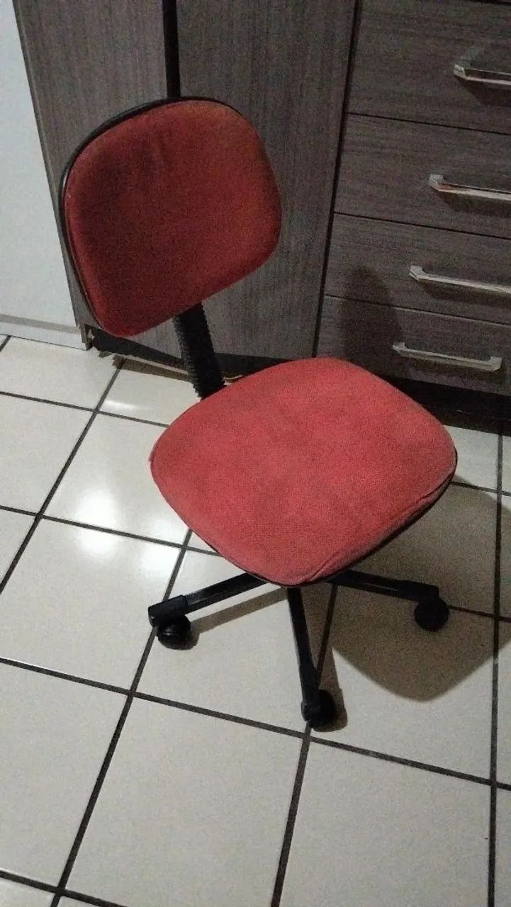 Cadeira de Escritório Giratória - Usada