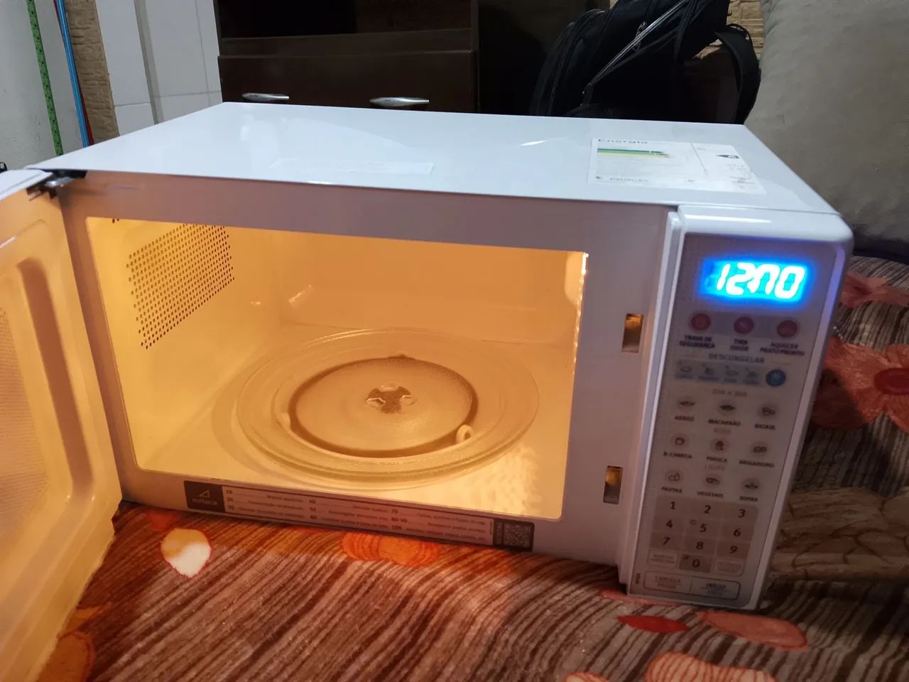 vende se um microondas Eletrolux  - Foto 2
