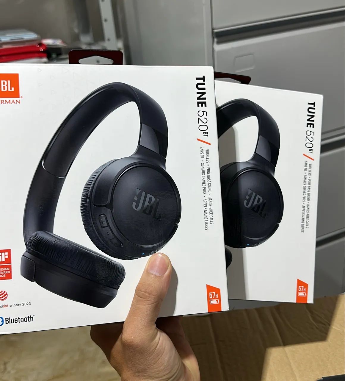 Fone JBL Tune 520 Bluetooth Preto  - Foto 5