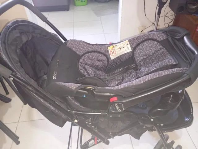 Carrinho De bebê com bebê conforto  - Foto 2