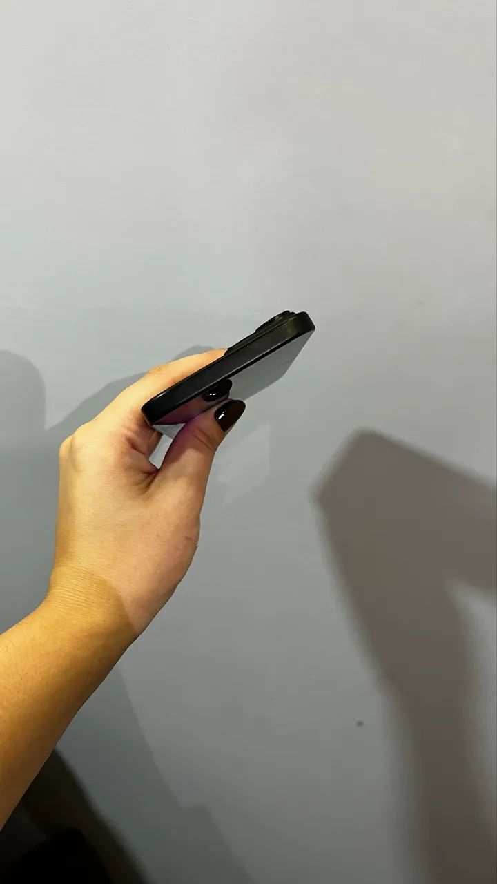 iPhone 15 128GB preto fosco - Foto 4