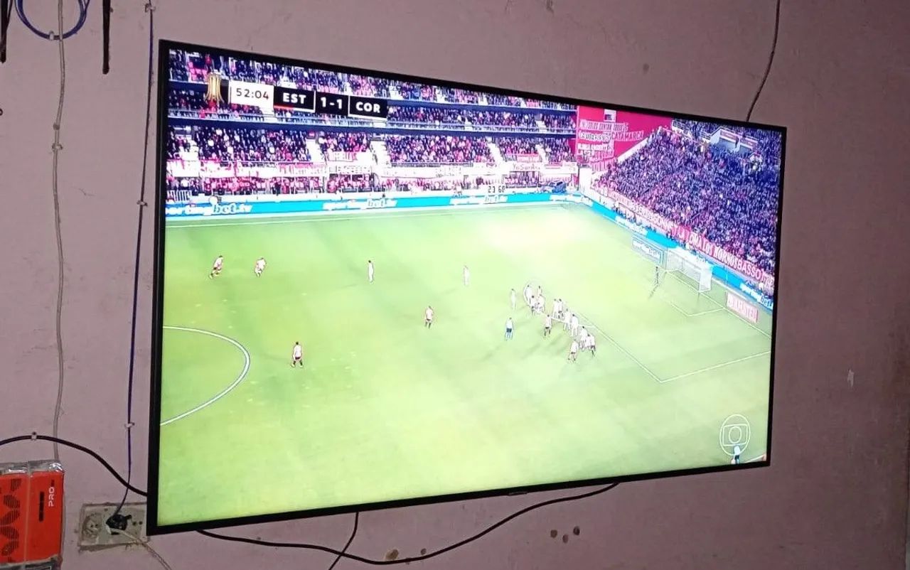 Smart TV Samsung 65 polegadas 4K  - Foto 4