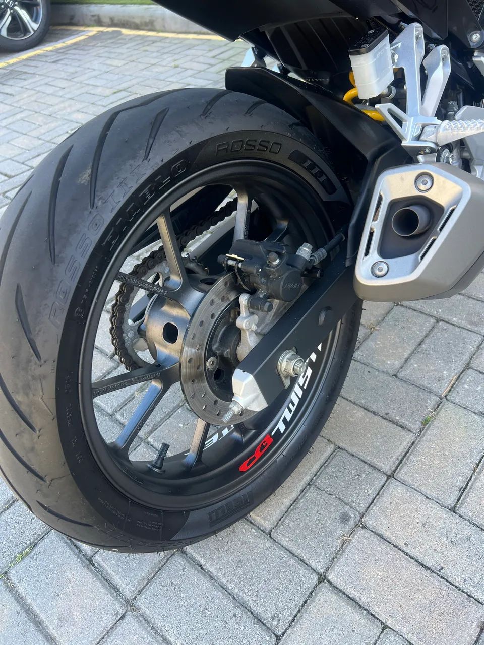 Honda cb300  - Foto 4