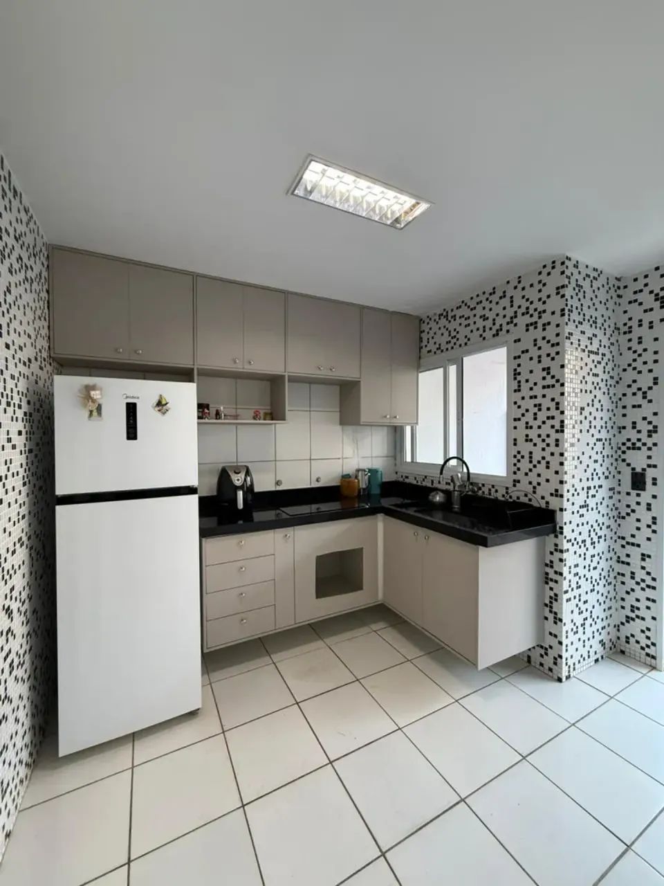 SOBRADO COM 3 QUARTOS A VENDA, 209m2 - COND VILLAGE DO BOSQUE - Foto 5