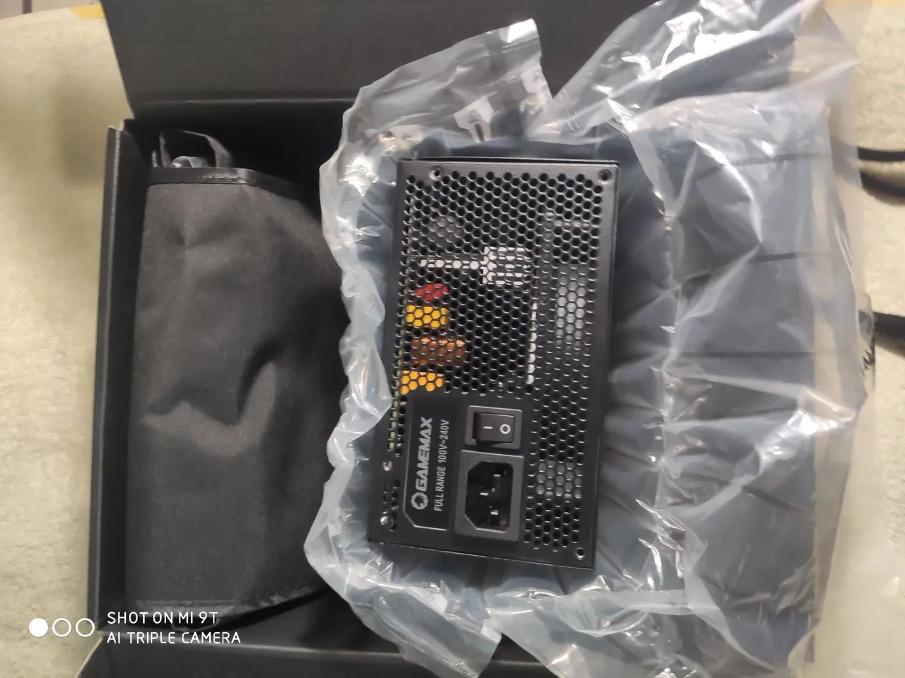 Fonte GameMax 650W - Usado - Foto 3