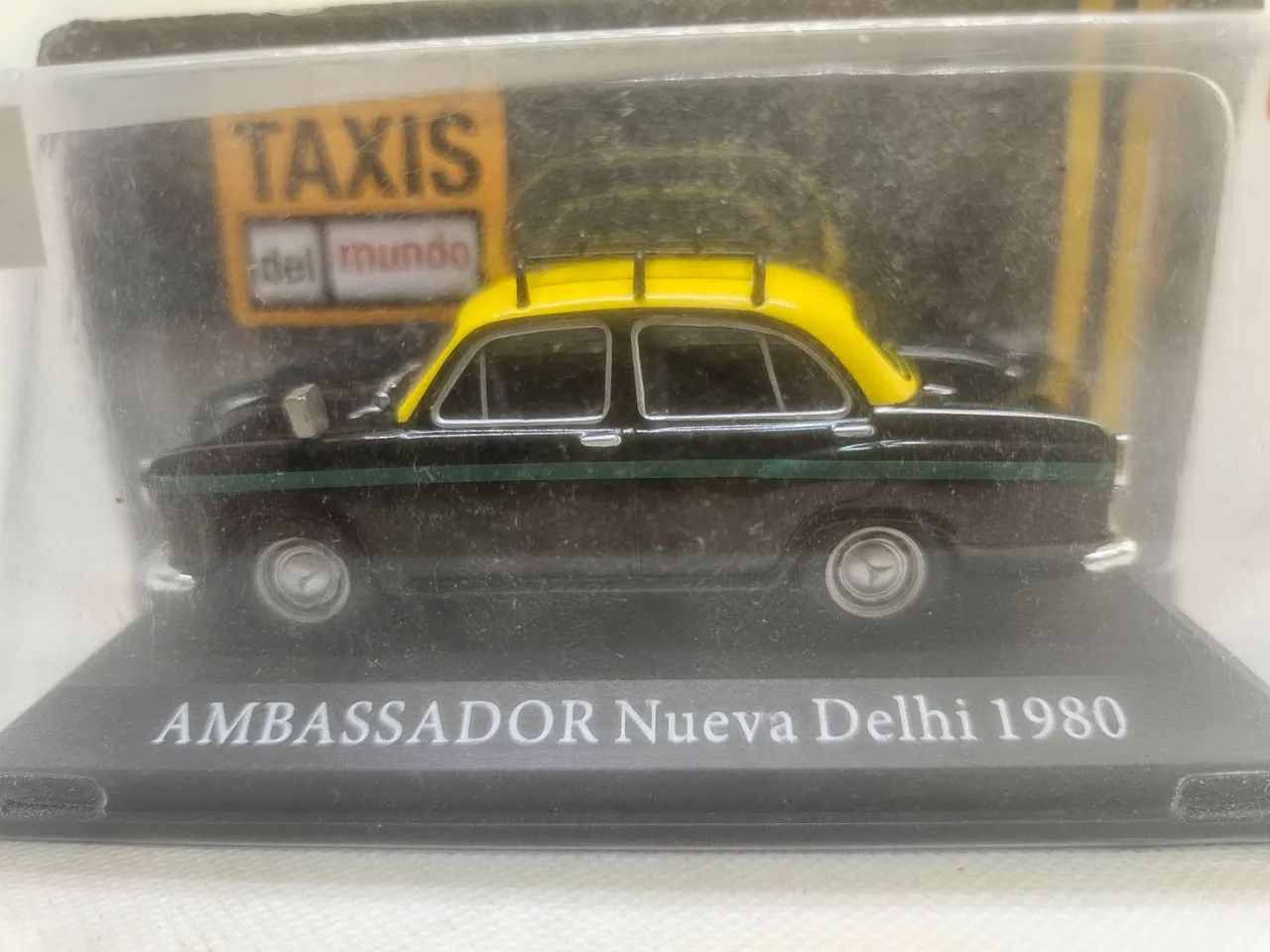 Vendo miniaturas Táxi do mundo a escolher  - Foto 4