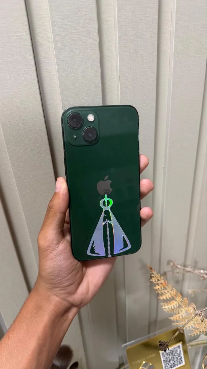 iPhone 13