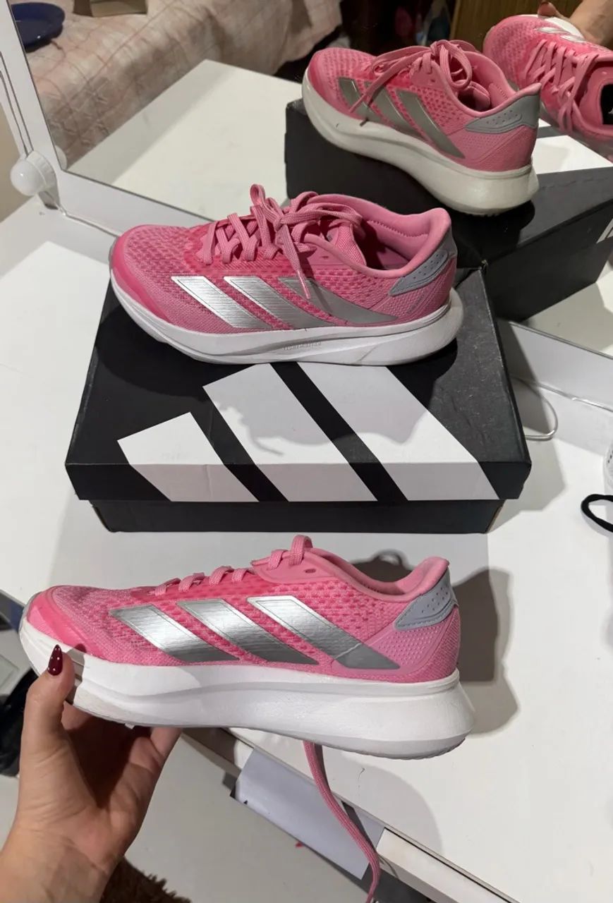 Tênis Adidas