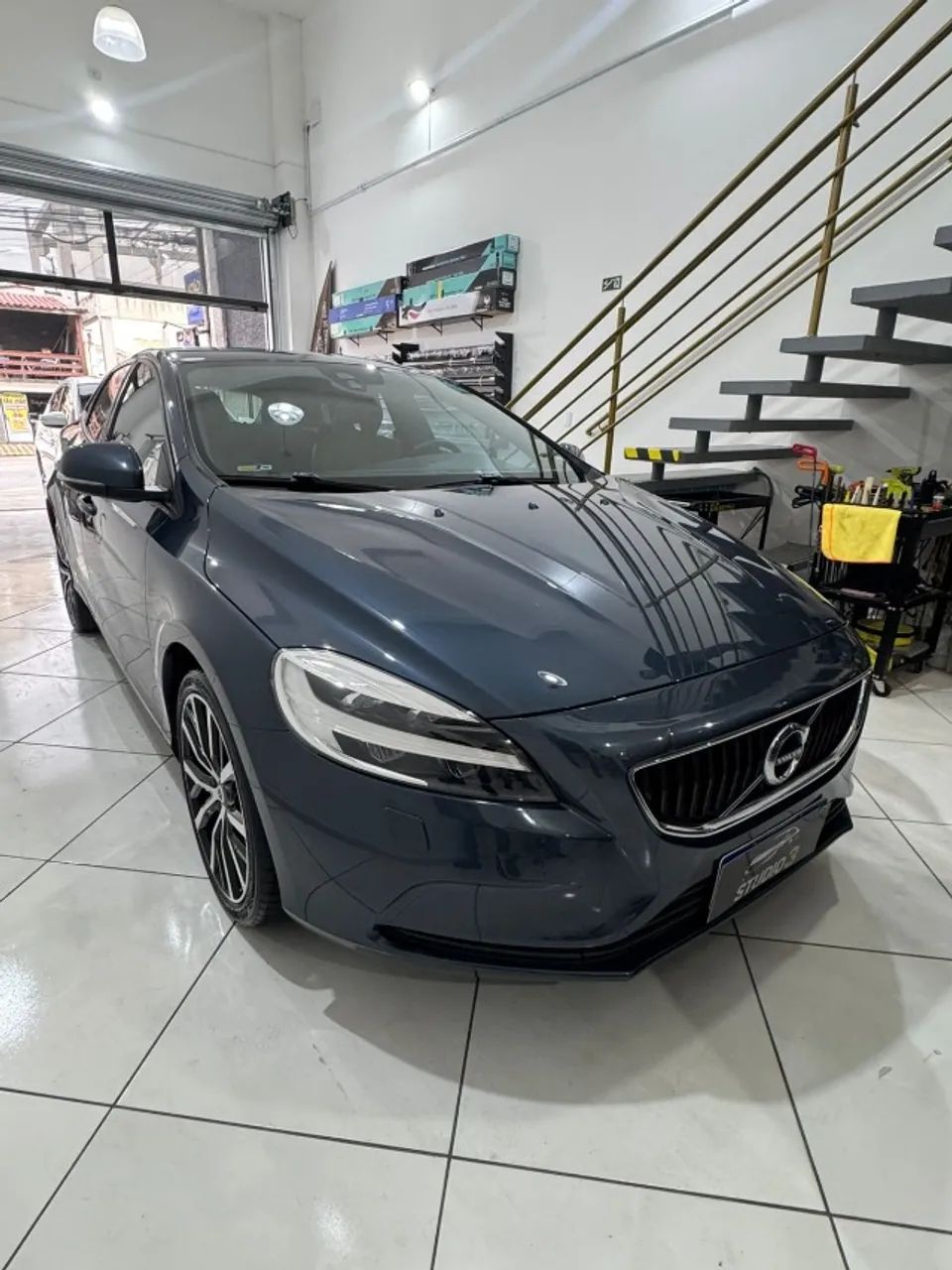 Volvo V40 2019