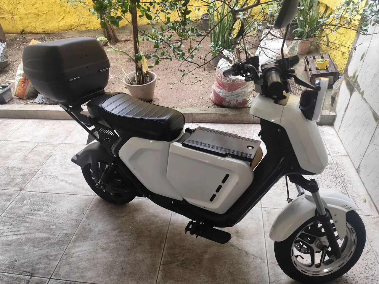 Scooter elétrica