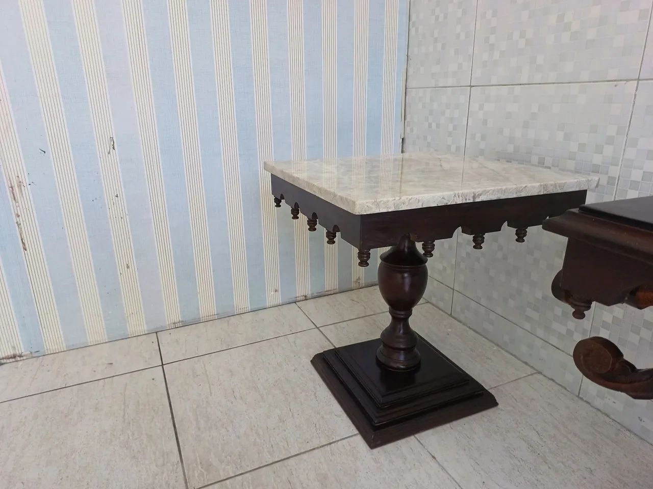 Mesa de canto com tampo em granito  - Foto 3