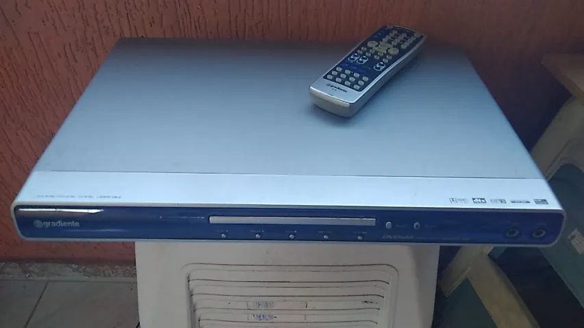 DVDOke Gradiente com Microfones - Foto 2