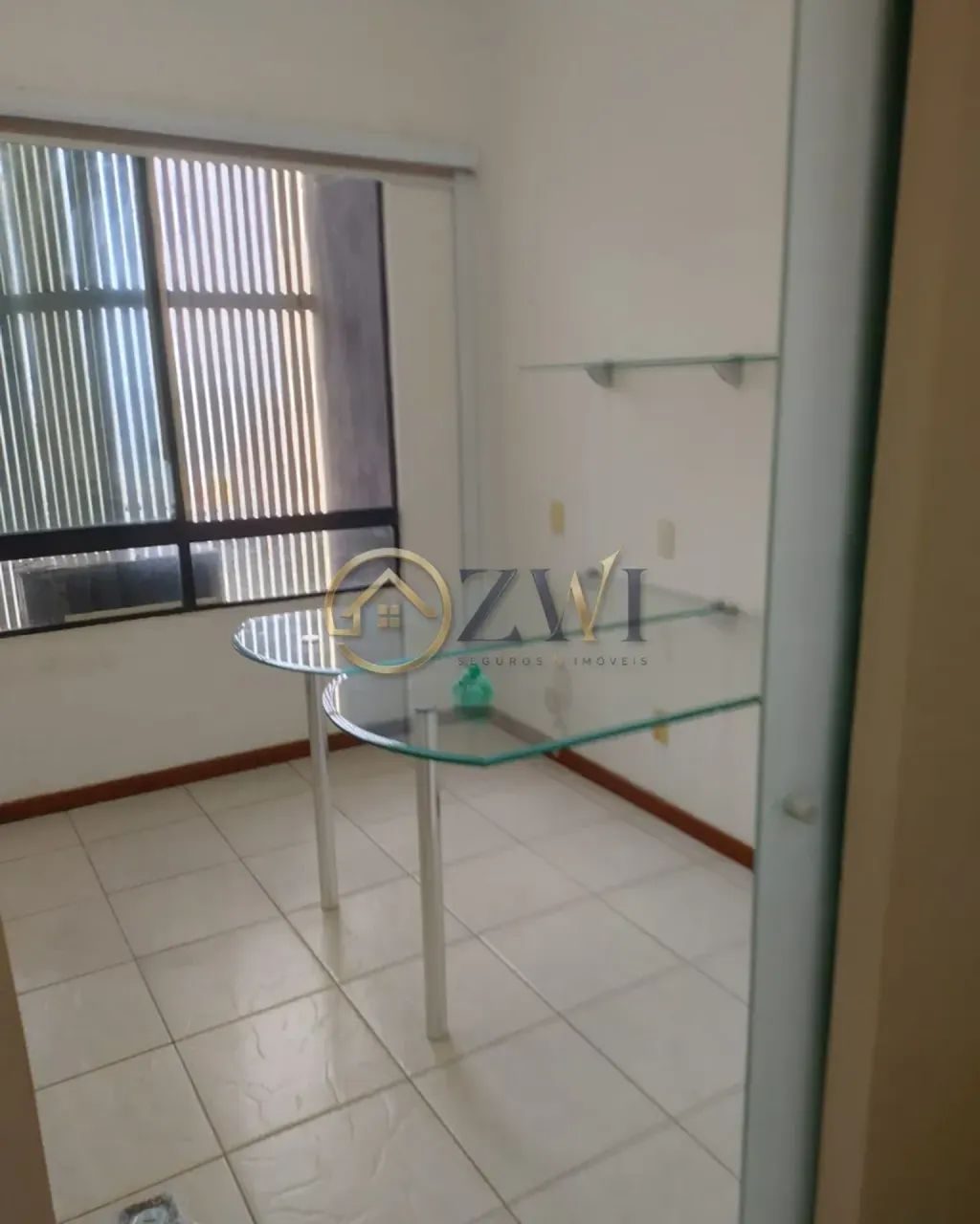 Sala Comercial com 3 cômodos | 94m² à venda na Barra - Foto 3