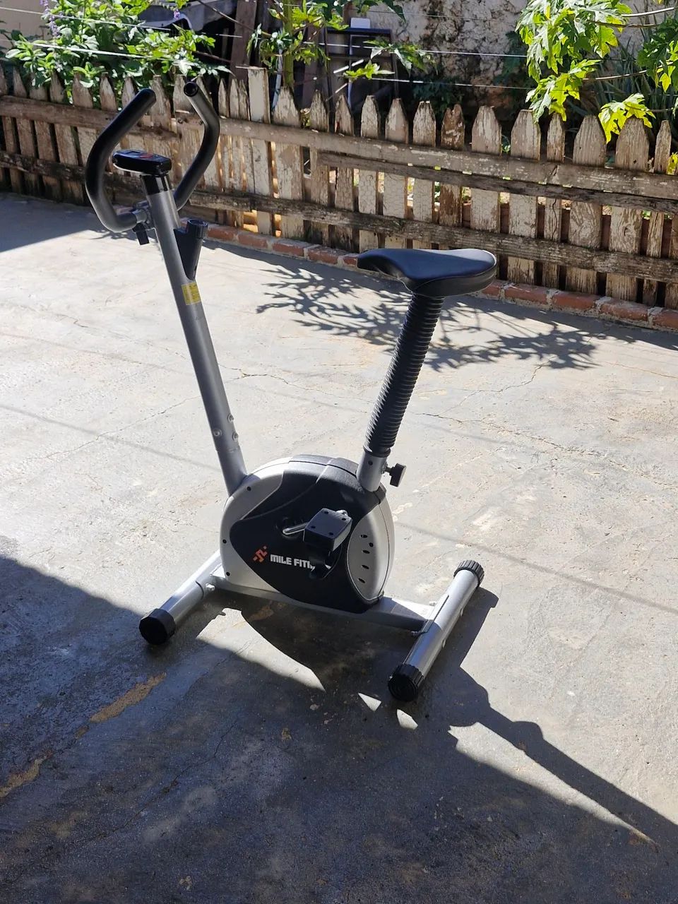 Bicicleta ergometrica pouco usada!  - Foto 3