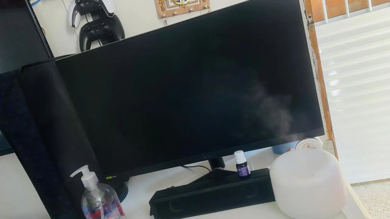  APENAS O MONITOR !!! Monitor LG Ultragear 24 polegadas 180 HZ IPS 1 Ms  - Foto 3