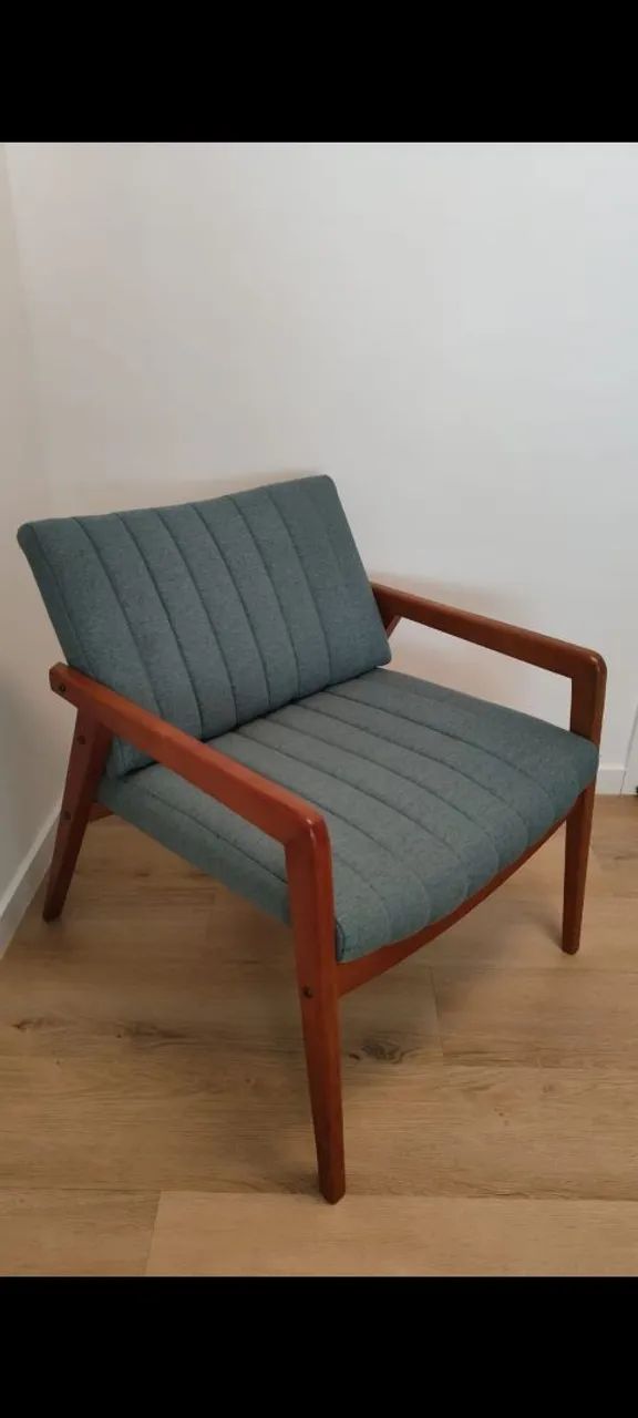 Poltrona de linho verde 