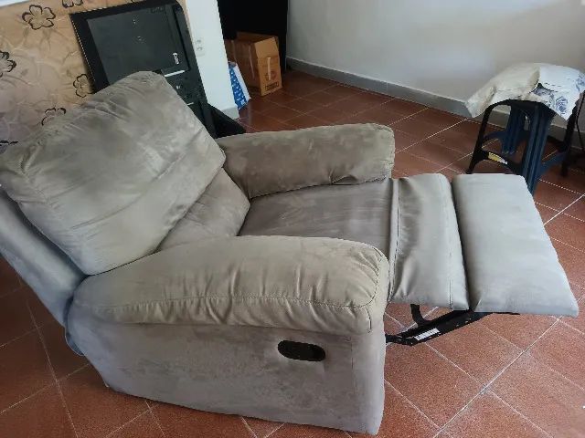 Poltrona Matrix Thor com Encosto Reclinável em Tecido Veludo - Foto 3
