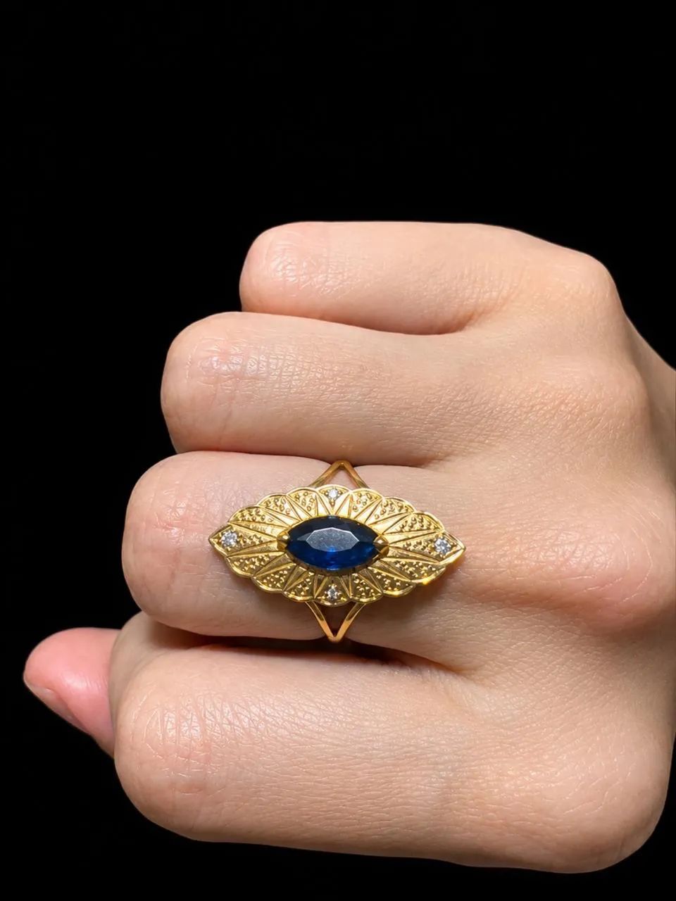 Anel marquise ouro 18k