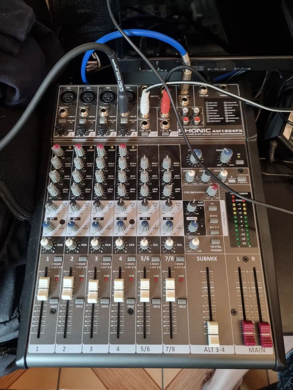 Mesa de som Phonic