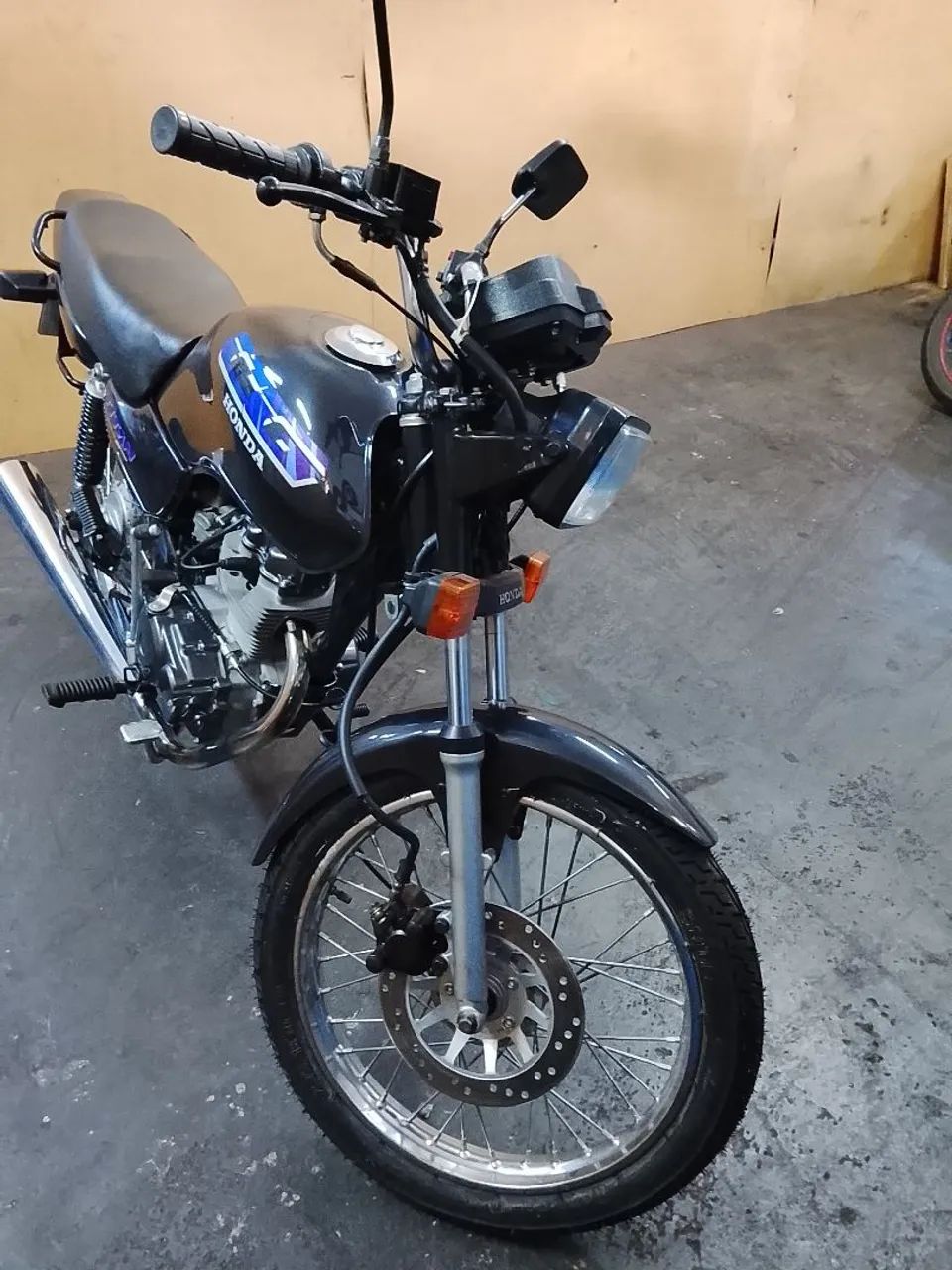 TITAN 125  - Foto 4