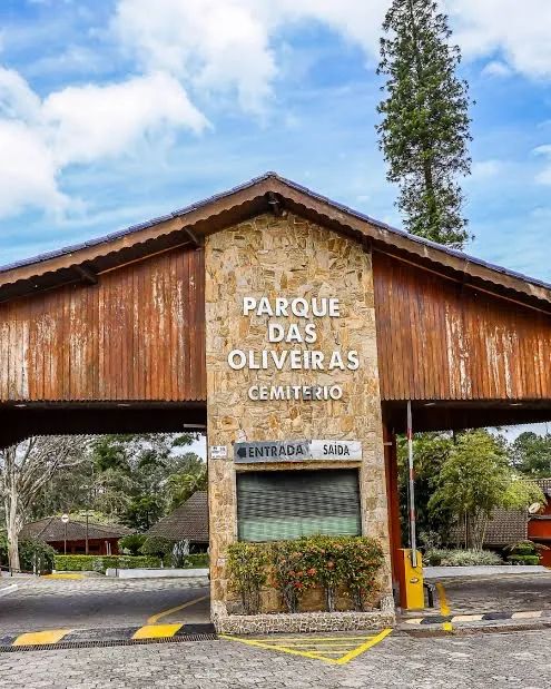 Jazigo - Cemitério Parque das Oliveiras  - Foto 2