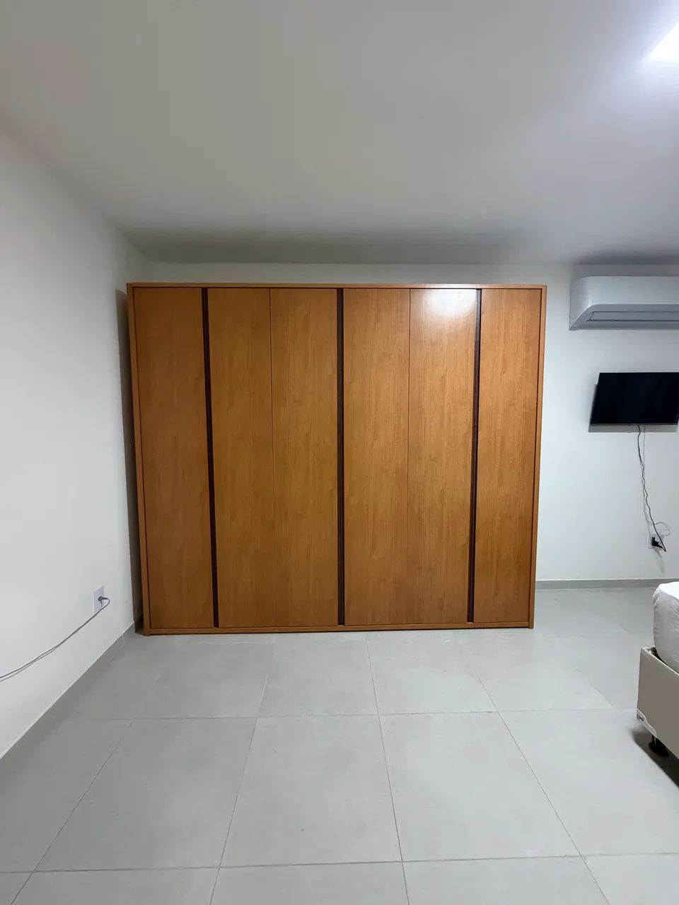 VENDO GUARDA ROUPAS NOVÍSSIMO - Foto 2