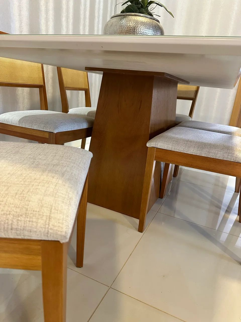 Mesa de Jantar com 6 Cadeiras - Como Nova! - Foto 5