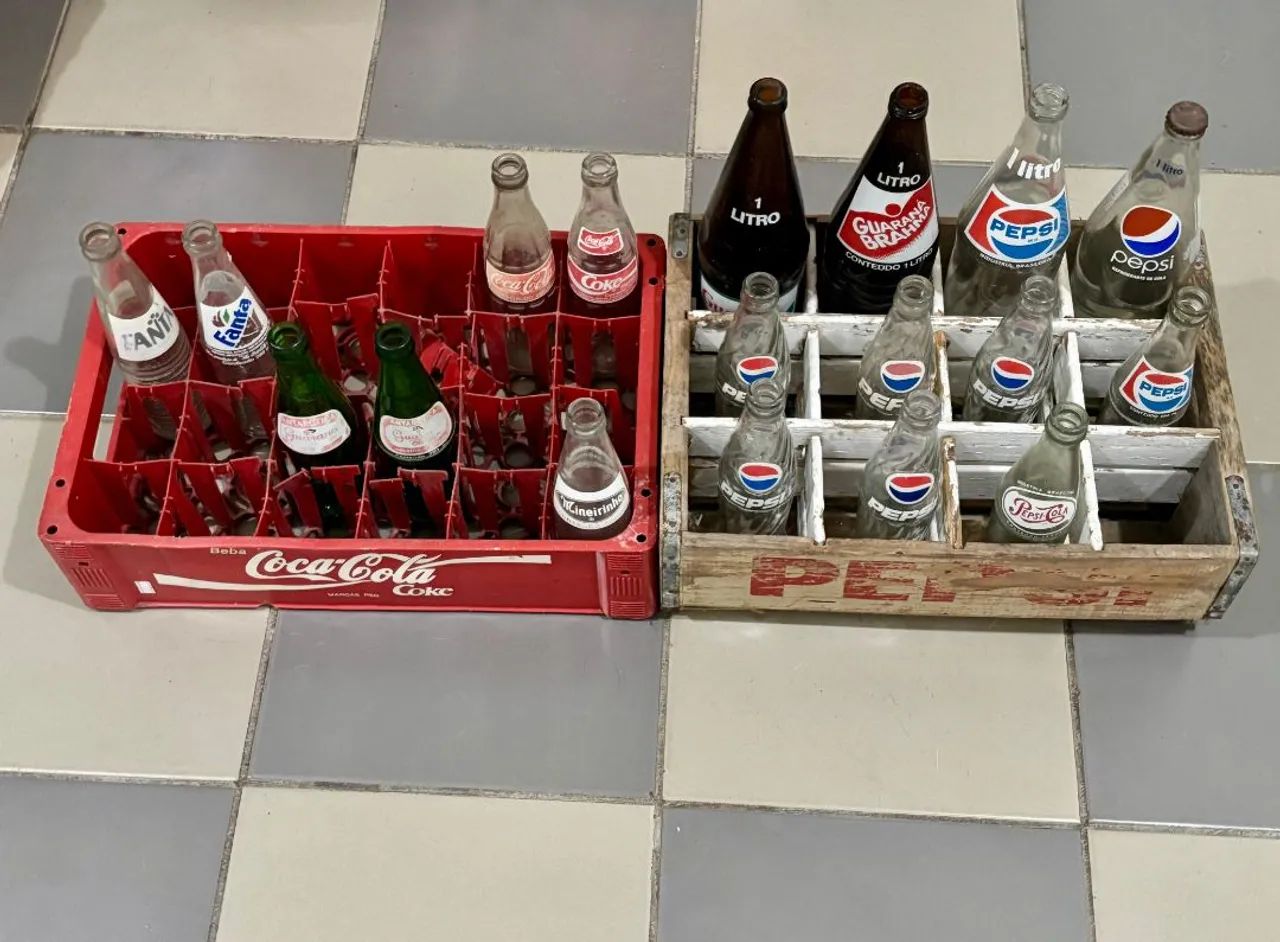 Antigo engradado de refrigerante (sem as garrafas)