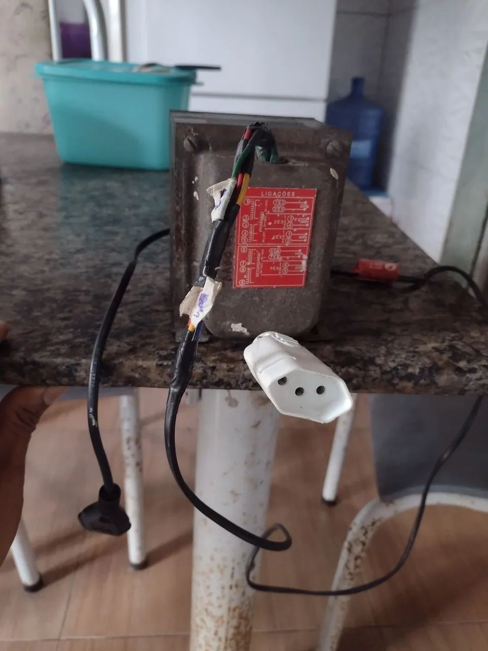 Trafor 220v pra 110v