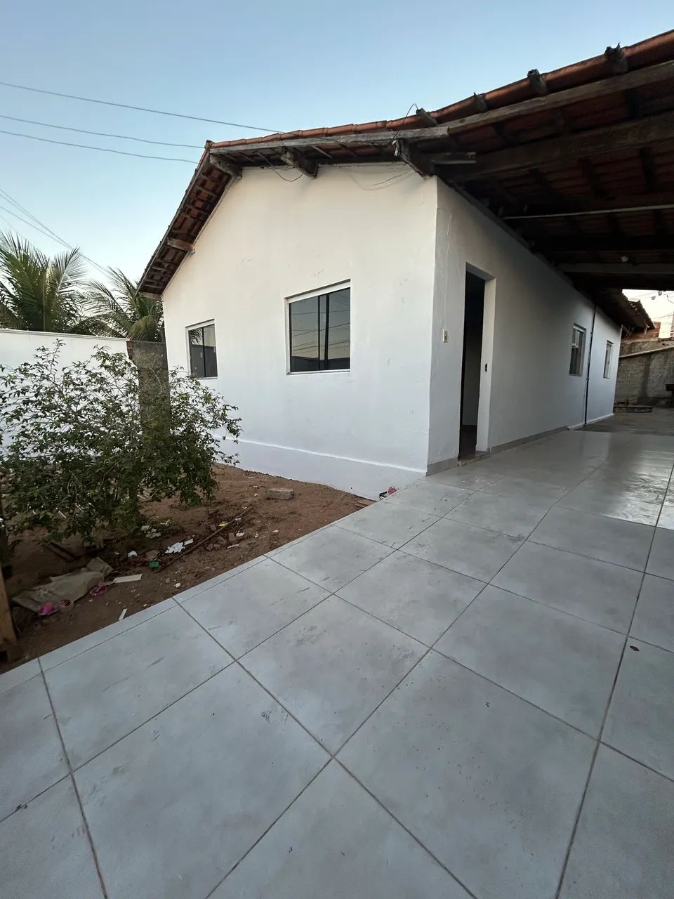ALUGA-SE ESTA CASA-SETOR LESTE- - Foto 2