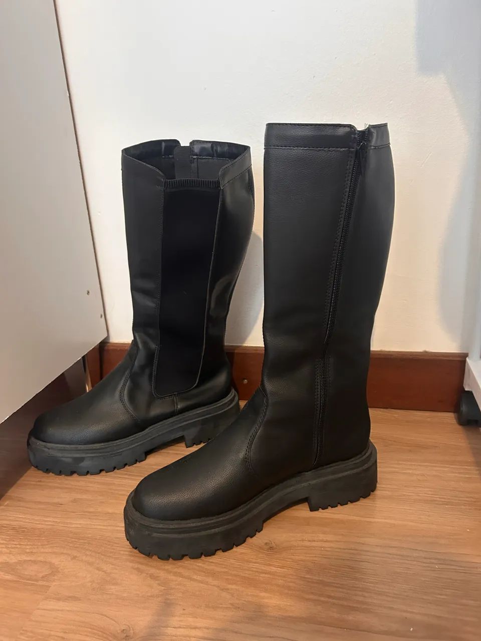 Bota cano longo elastica - Foto 2