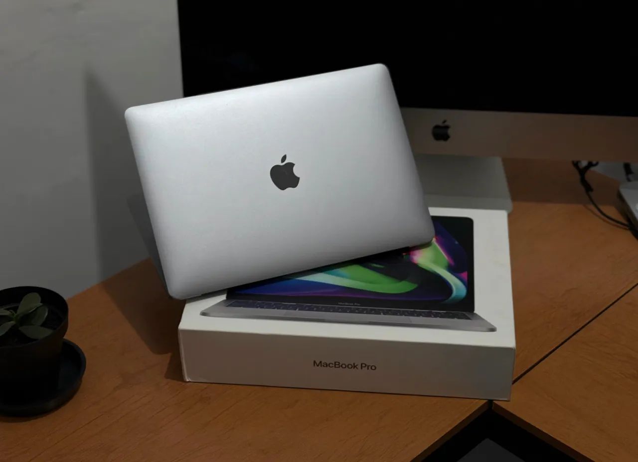 MacBook Pro M1 16GB 1TB Caixa e acessórios 