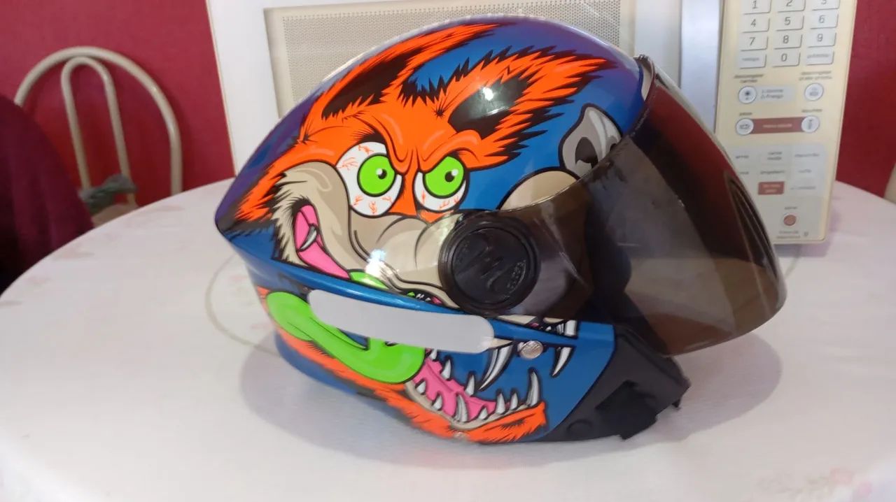 Vendo capacete do coiote  - Foto 3