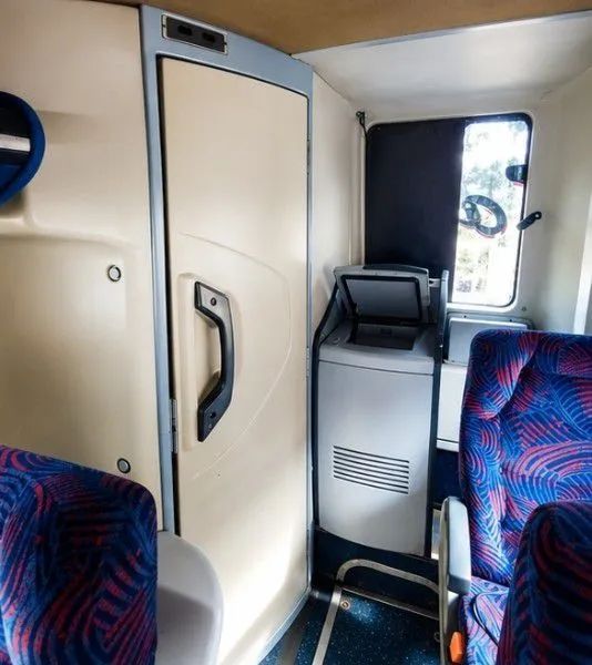Vendo Ônibus volvo B12R Buscar,Ano 08/09,50 lugares, banheiro,ar condicionado thermo King  - Foto 9