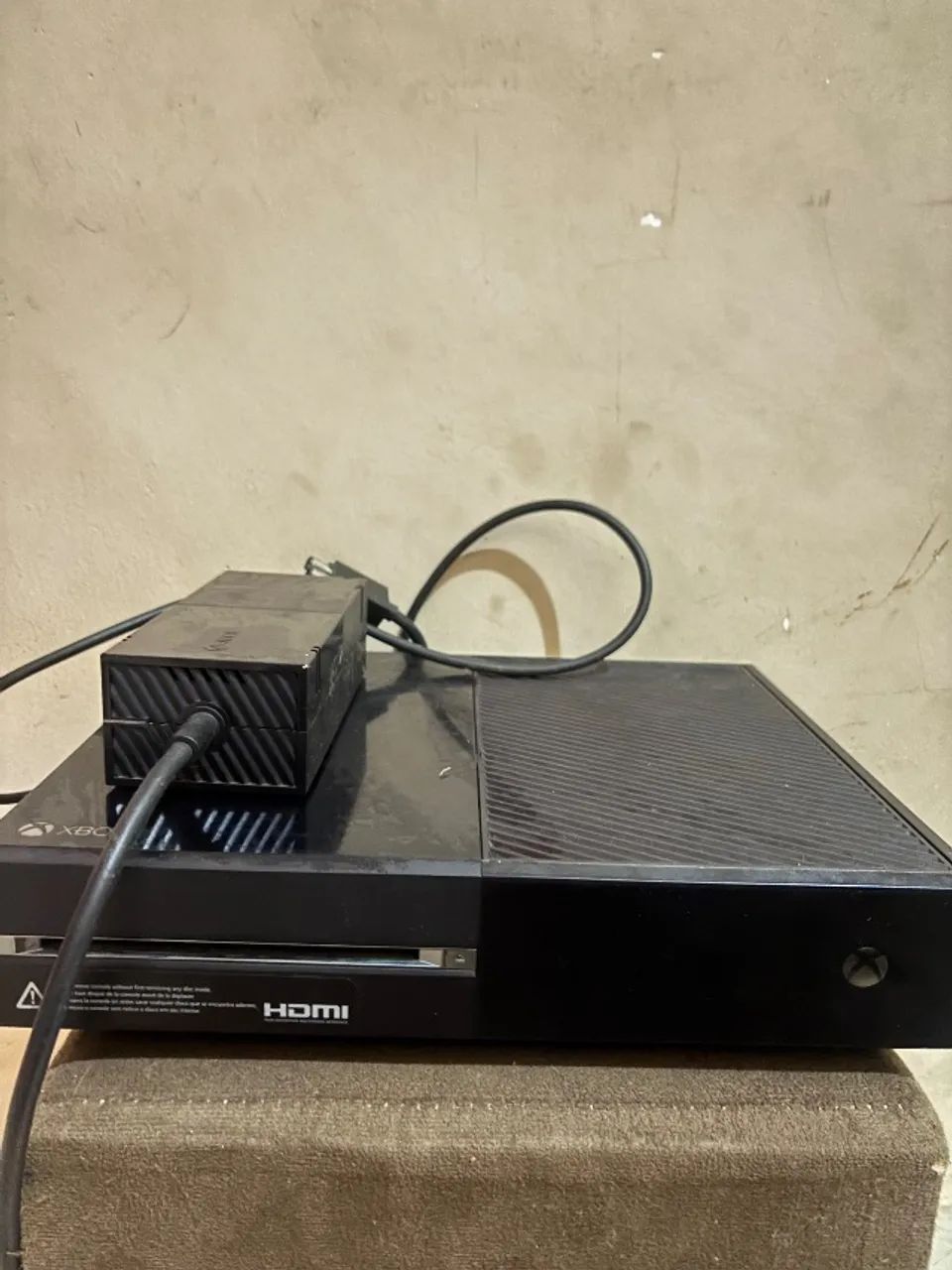 Xbox one usado SEM CONTROLE 