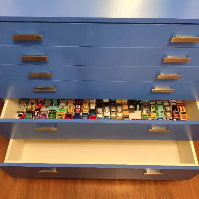 Cômoda laqueada azul com espelho camarim - Foto 4
