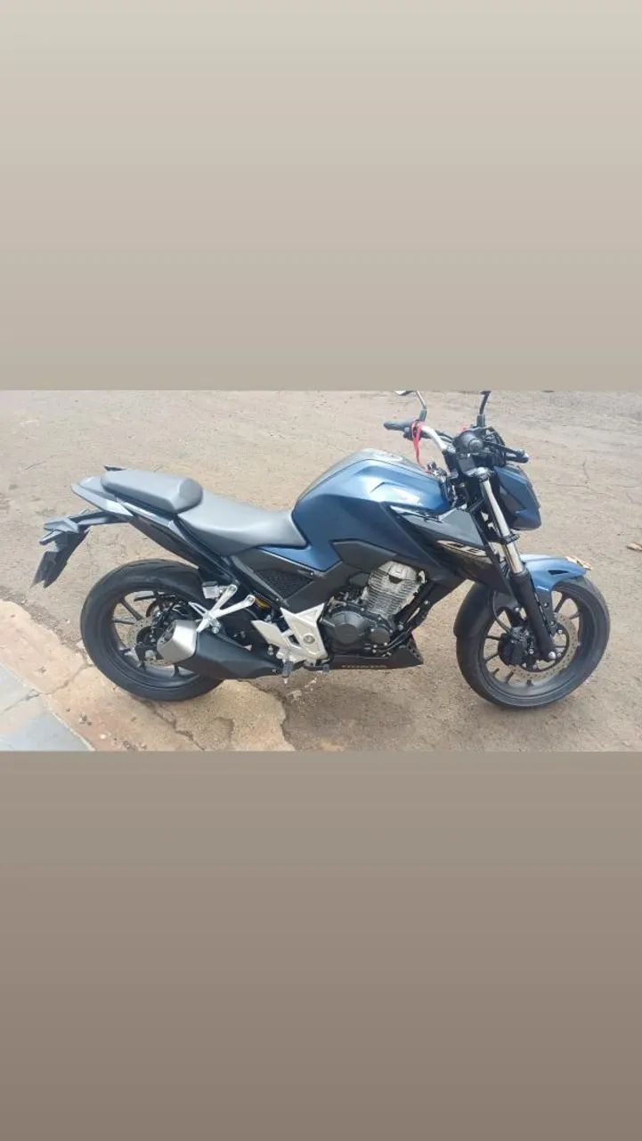 Cb 300 - Foto 3