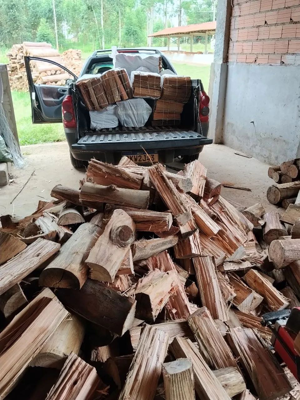 Lenha de Eucalipto Seca Rachada 30 cm Top - Foto 5